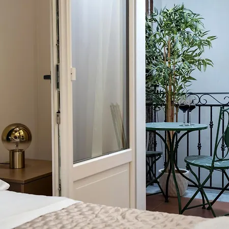 Isidoro Luxury * باليرمو